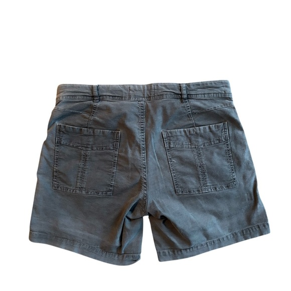 Anthropologie Buttonfly Shorts Sz. 26 Wanderer Fit Gray Utility Pockets Casual - Picture 3 of 5